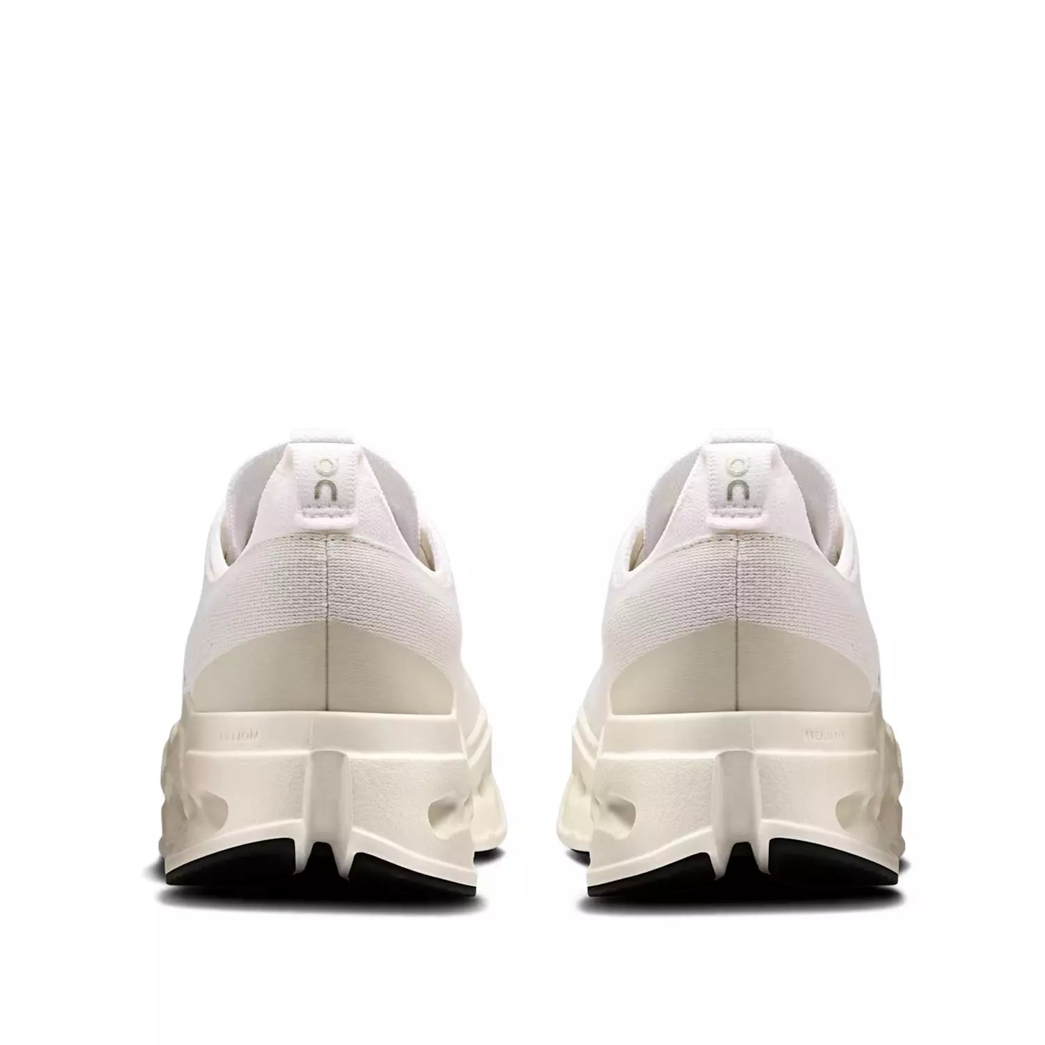 On Running Cloudsurfer Max Ivory Salmon