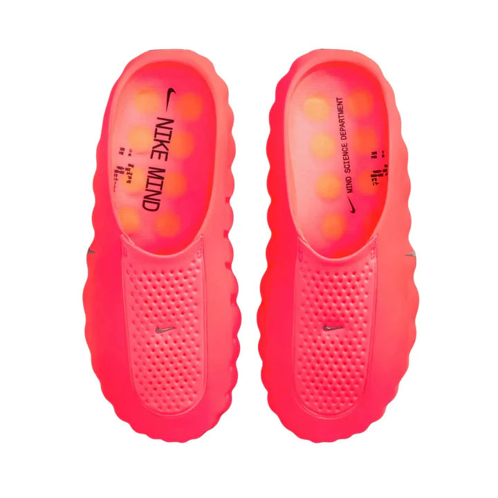 Nike mind 001 - solar red