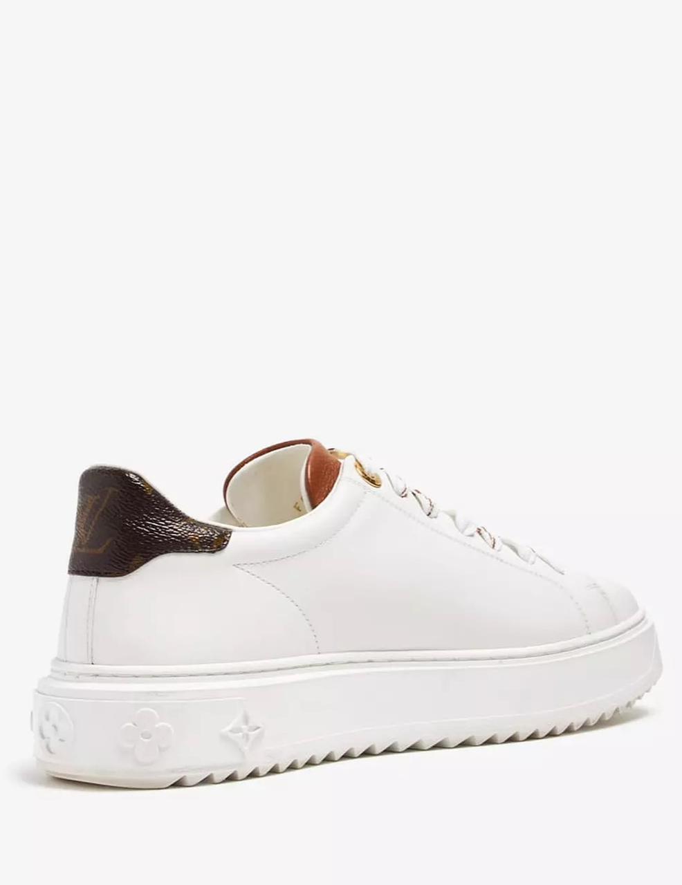 Louis Vuitton time out - Twenty Nine